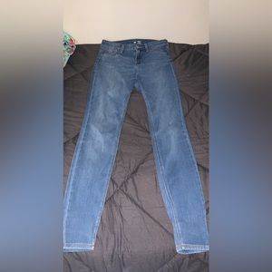 High waisted rockstar super skinny jeans “old navy”